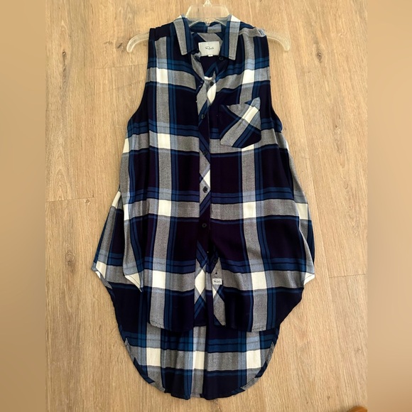 Rails Plaid Sleeveless Shirt - Picture 1 of 5